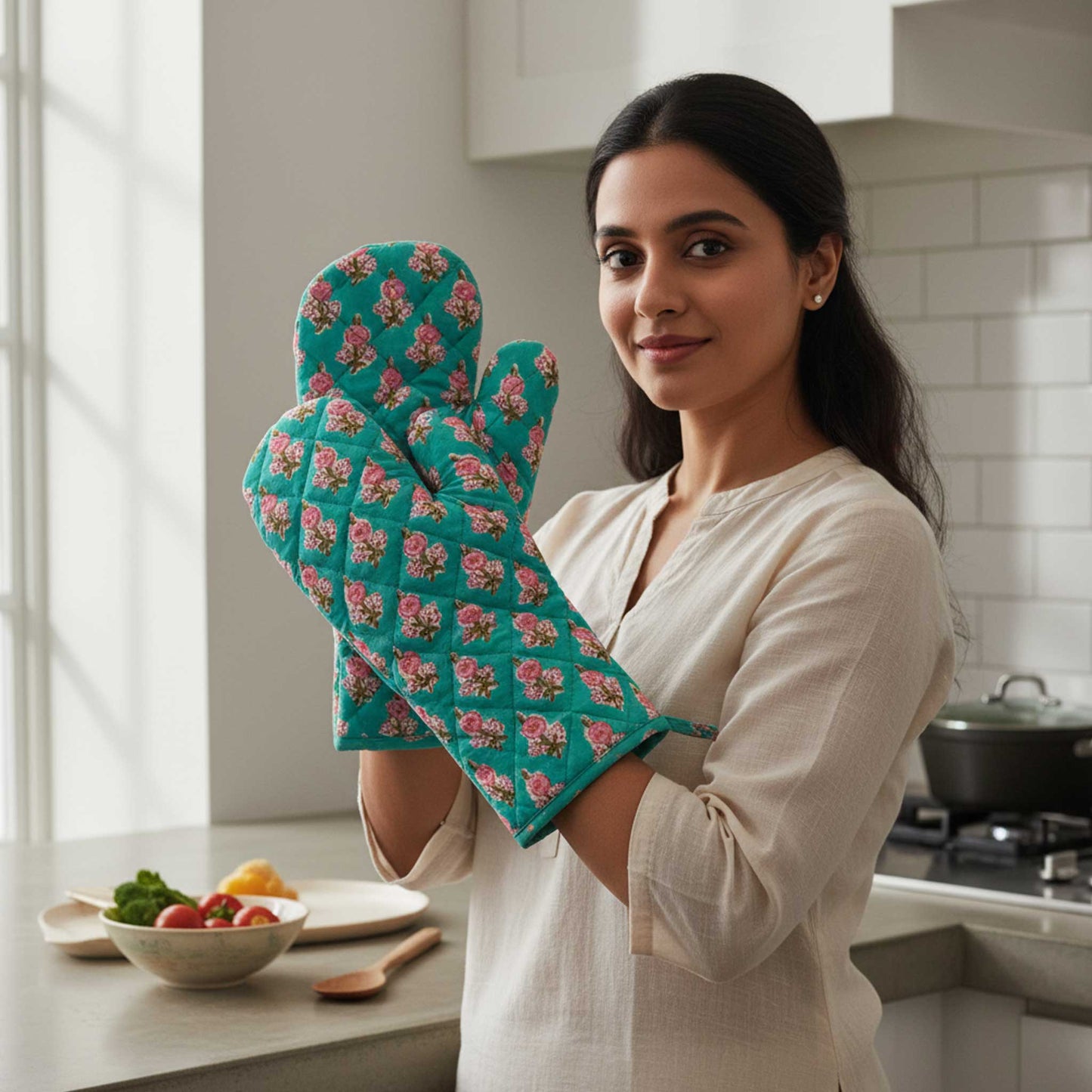 Green-Pink FloraI I Printed Padded Oven Mitt