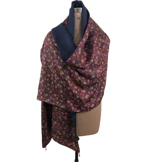 Ayra Reversible Sari Scarf – Handcrafted, Unique & Ethically Made from Upcycled Silks