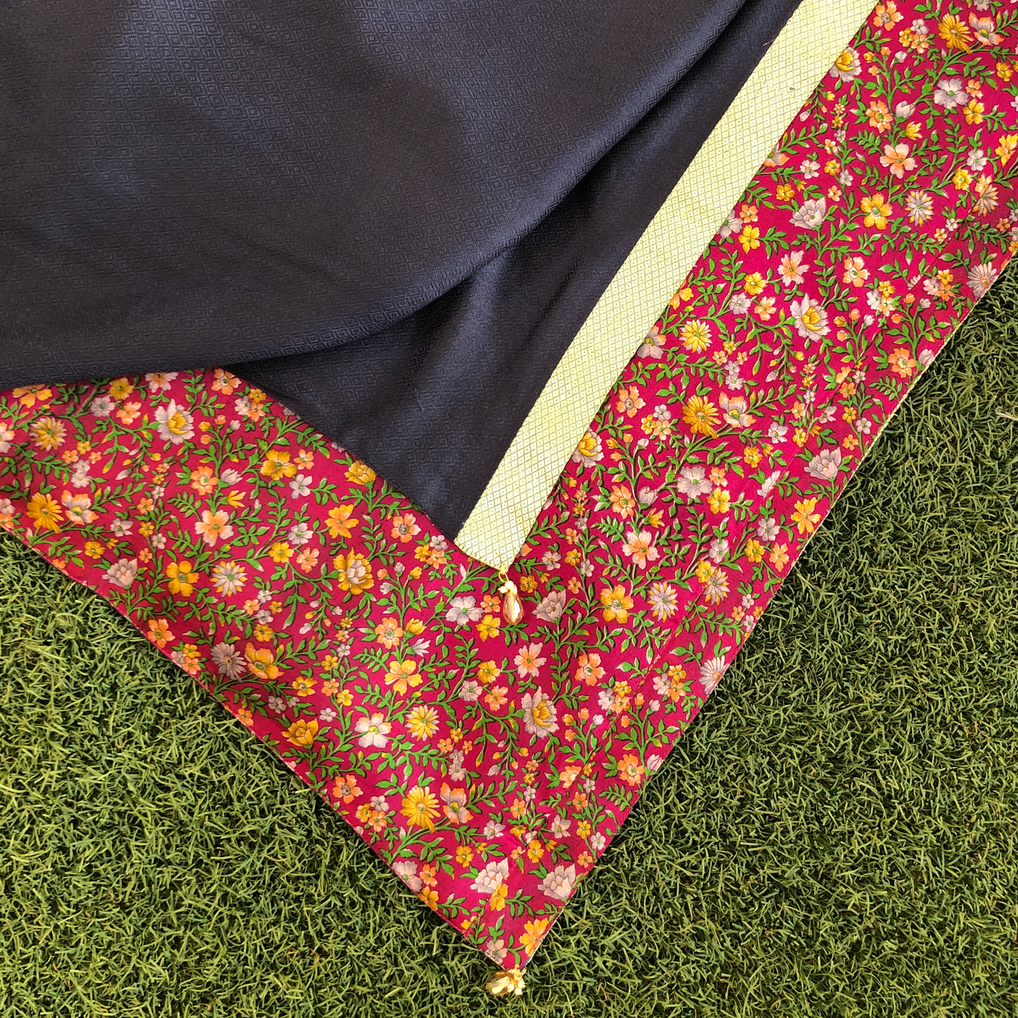 Ayra Reversible Sari Scarf – Handcrafted, Unique & Ethically Made from Upcycled Silks
