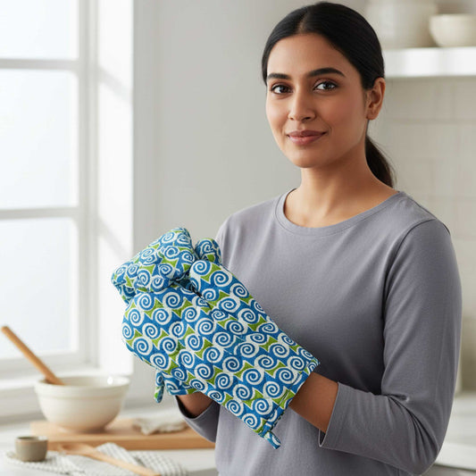 Blue Swirl I Printed Padded Oven Mitt