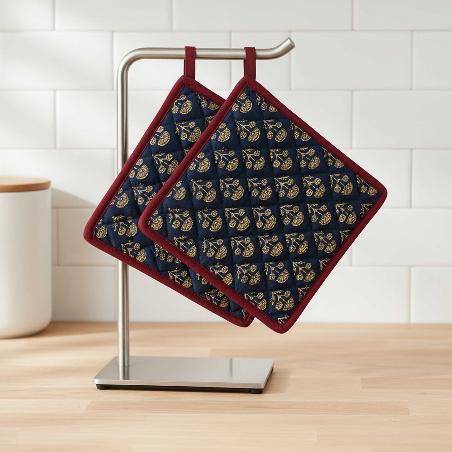 Blue Floral I Printed  Quilted Pot Holder Set / 2 pack