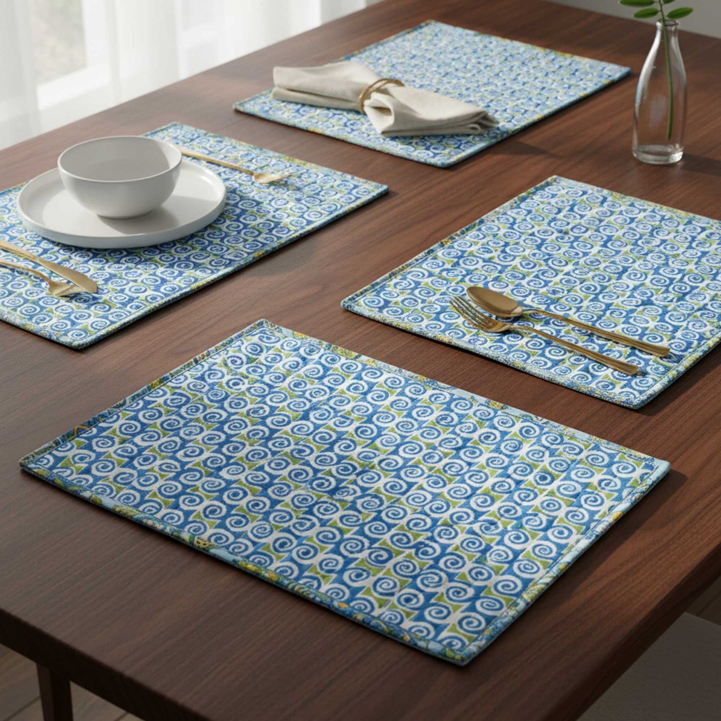 Blue spiral Cotton Reversible Dining Placemats Set of 4